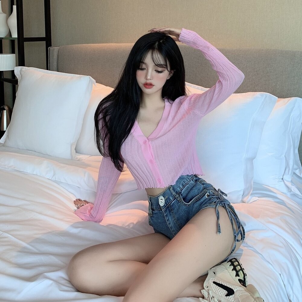 【台灣發貨】韓版夏季V領冰絲防曬薄外套 外套 防曬外套 女裝 上衣 衣服 【J129】-細節圖3