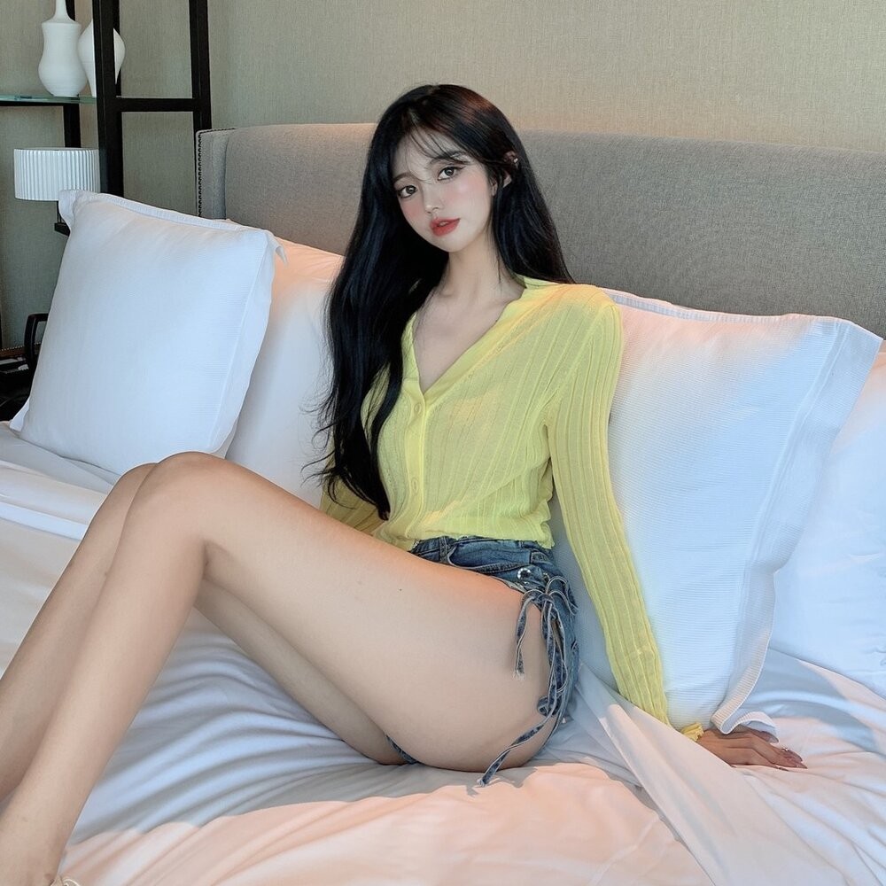 【台灣發貨】韓版夏季V領冰絲防曬薄外套 外套 防曬外套 女裝 上衣 衣服 【J129】-細節圖7