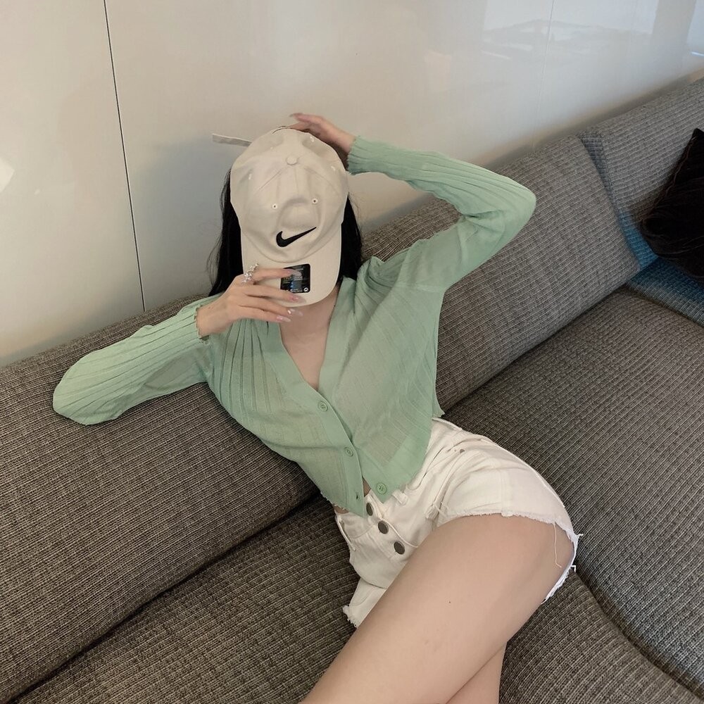 【台灣發貨】韓版夏季V領冰絲防曬薄外套 外套 防曬外套 女裝 上衣 衣服 【J129】-細節圖9