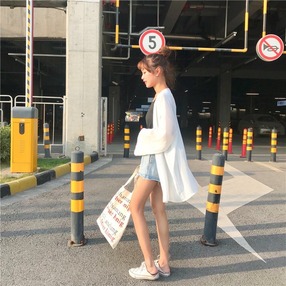 【台灣發貨】韓版白色薄款寬鬆雪紡罩衫 外套 防曬外套 女裝 上衣 衣服【J56】-細節圖4