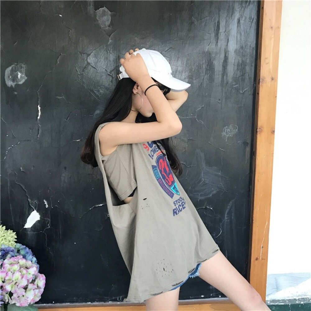 【台灣發貨】韓版假兩件寬鬆無袖中長款圓領背心 小可愛 背心 衣服 女裝 上衣 【V110】-細節圖3