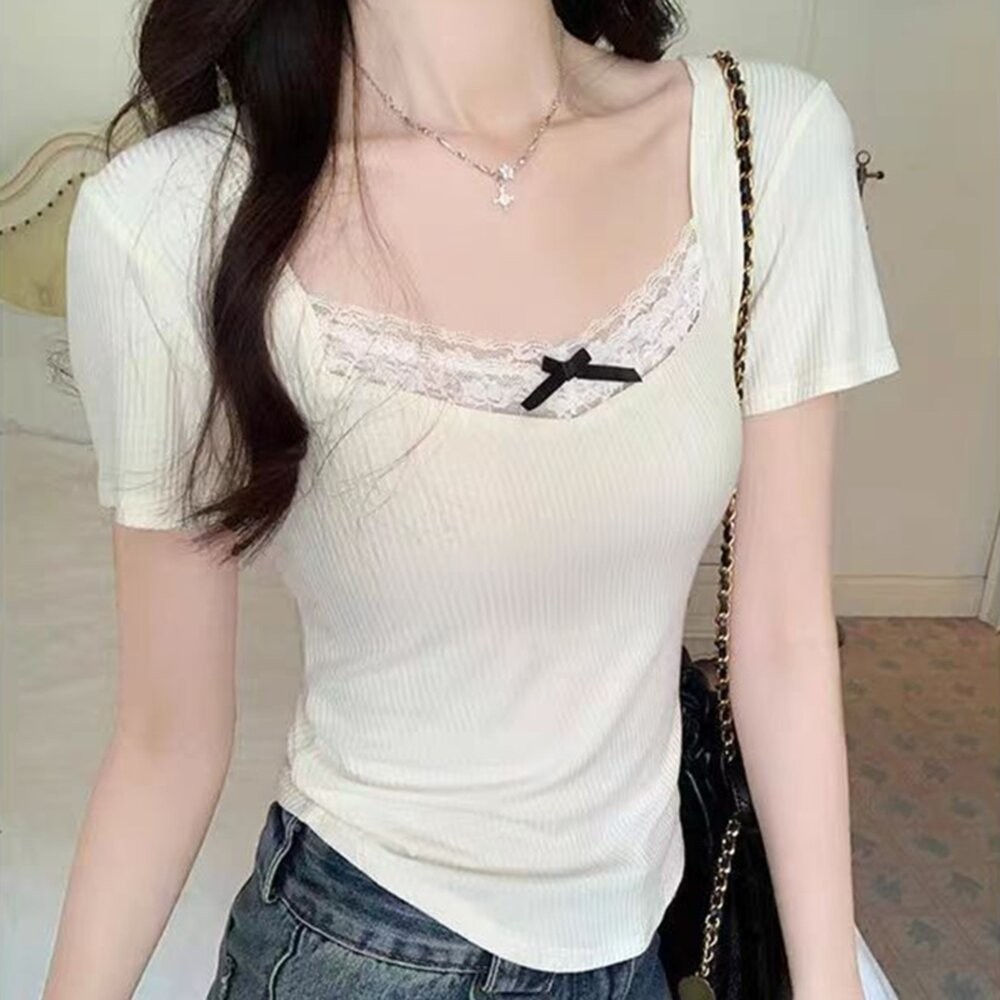 【台灣發貨】韓版蕾絲花邊設計感短袖上衣 衣服 女裝 t恤 短袖t恤 上衣【T696】-細節圖4