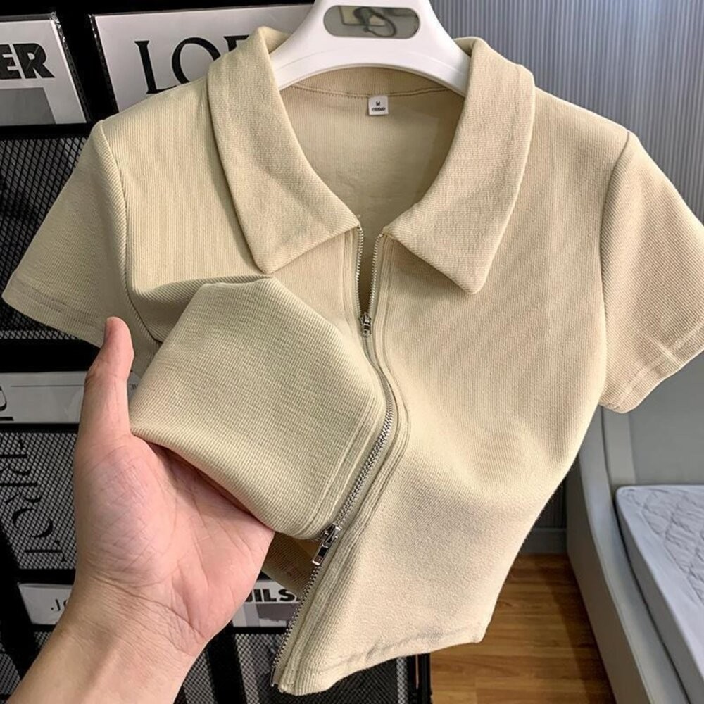 【台灣發貨】韓版修身顯瘦雙拉鍊翻領短版上衣 衣服 女裝 t恤 短袖t恤 上衣【T526】-細節圖2