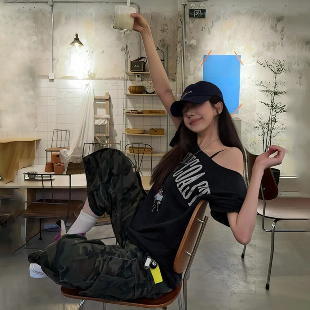 【台灣發貨】韓版美式復古斜肩上衣 衣服 女裝 t恤 短袖t恤 上衣【T667】-細節圖5