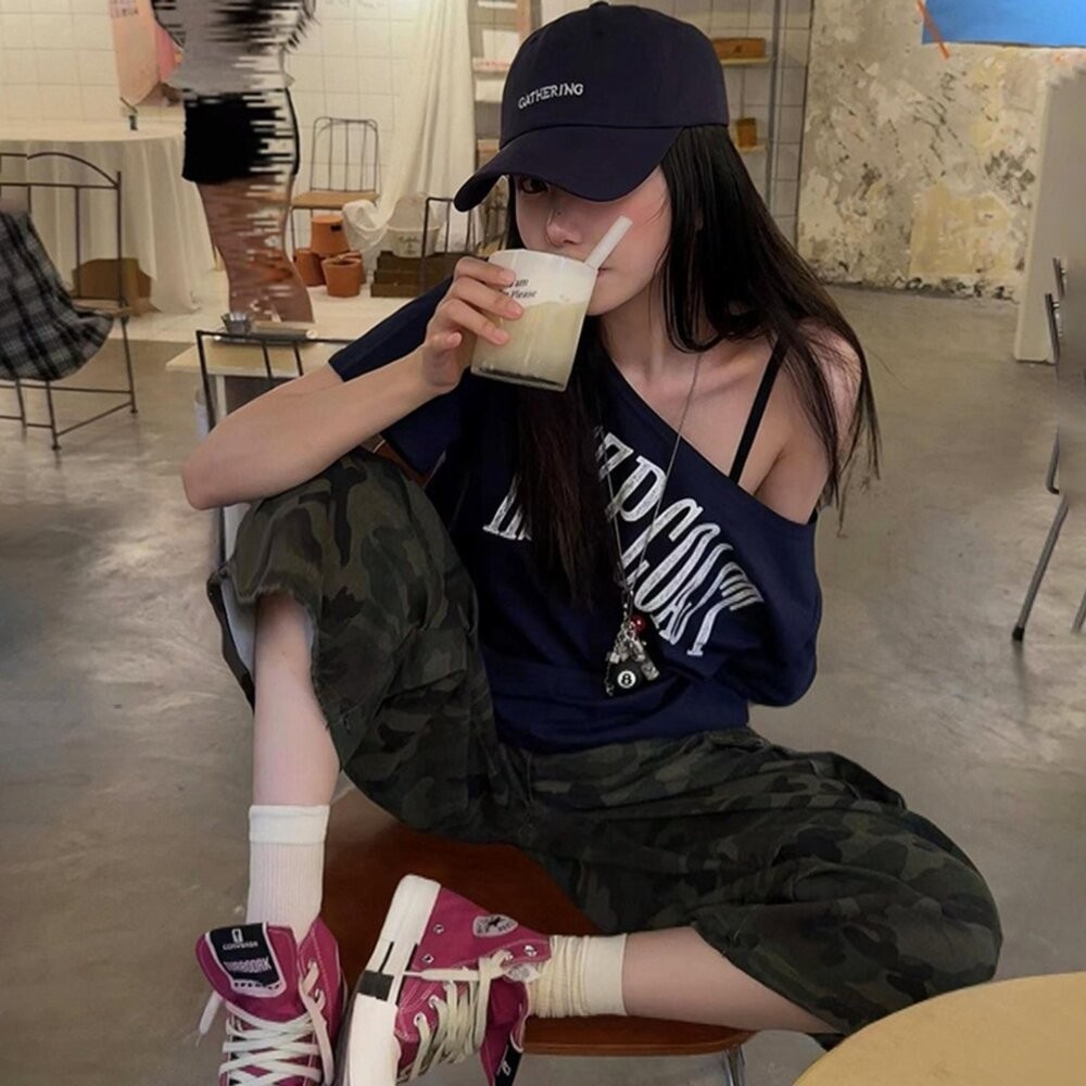 【台灣發貨】韓版美式復古斜肩上衣 衣服 女裝 t恤 短袖t恤 上衣【T667】-細節圖9