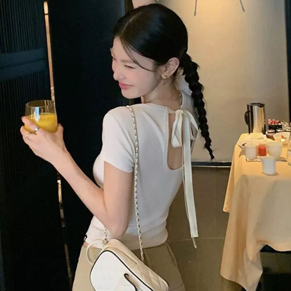 【台灣發貨】韓版綁帶露背短袖上衣 衣服 女裝 t恤 短袖t恤 上衣 【T710】-細節圖6