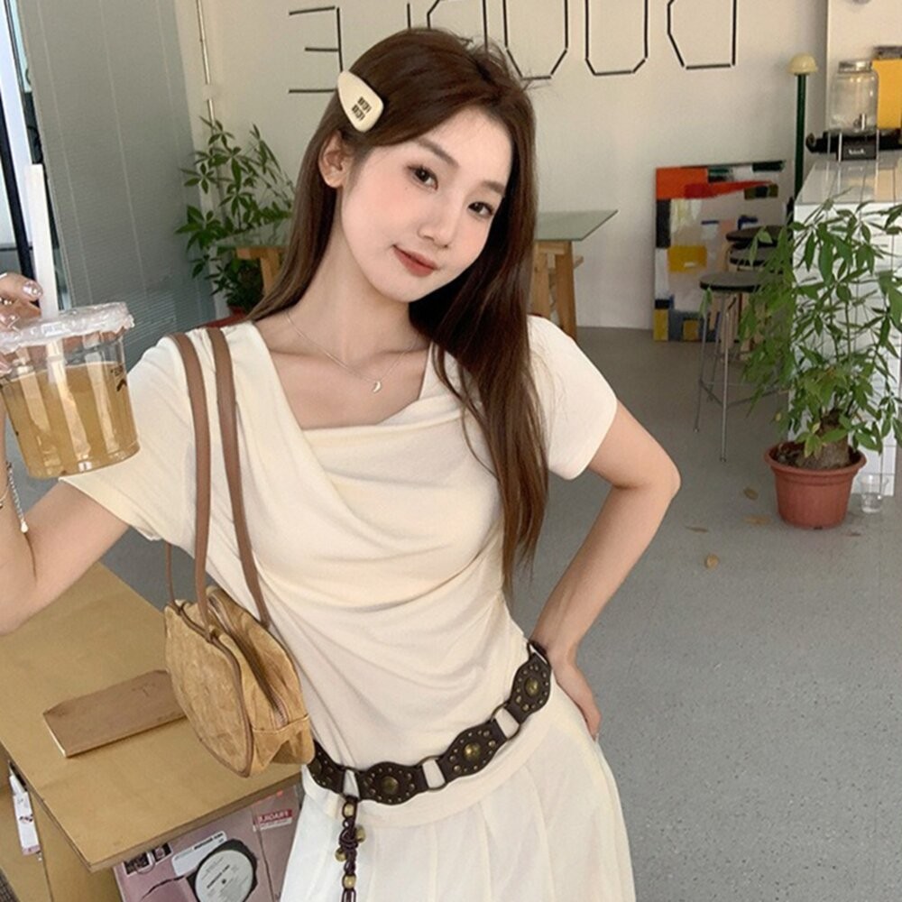 【台灣發貨】韓版氣質不規則露肩短袖上衣 衣服 女裝 t恤 短袖t恤 上衣【T711】-細節圖7