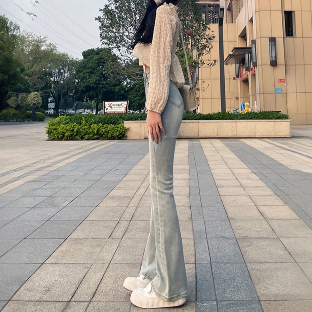 【台灣發貨】韓版美式直筒高腰淺色微喇叭牛仔褲 寬褲 褲子 女裝【P430】-細節圖3
