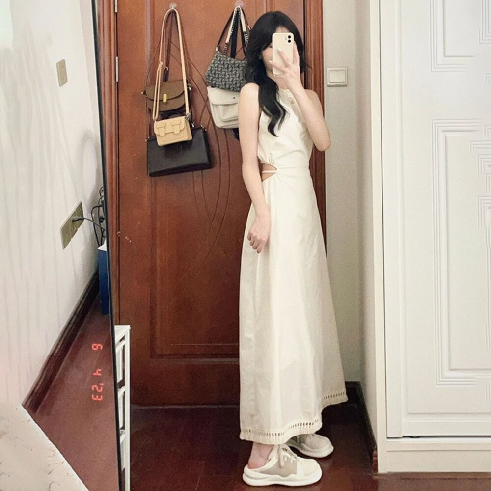 【台灣發貨】韓版氣質設計感鏤空洋裝 連身裙 吊帶裙 吊帶褲 女裝【S387】-細節圖3