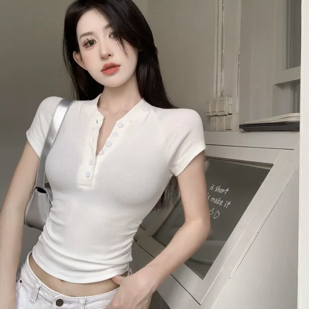 【台灣發貨】韓版美式半開領短袖上衣 衣服 女裝 t恤 短袖t恤 上衣【T715】-細節圖9