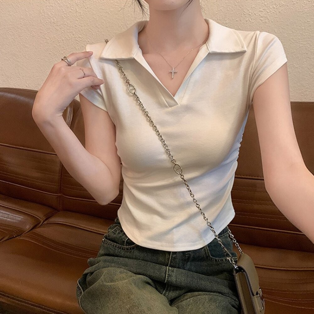 【台灣發貨】韓版設計感V領顯瘦短袖上衣 衣服 女裝 t恤 短袖t恤 上衣【T574】-細節圖9