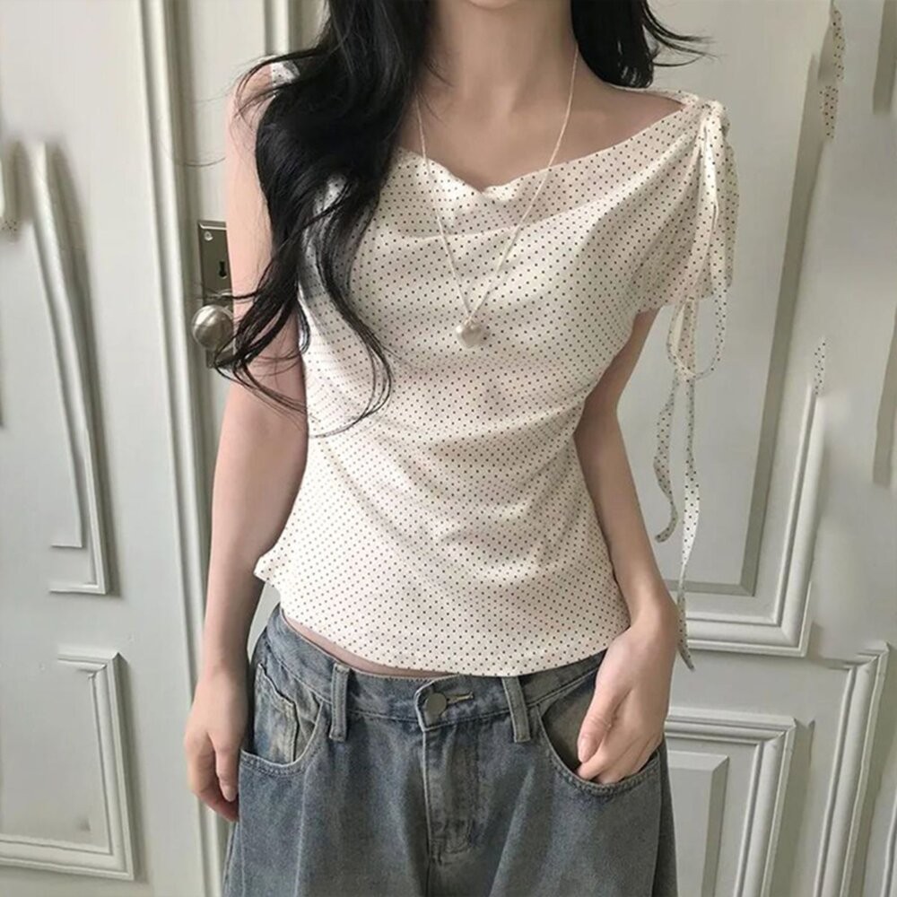 【台灣發貨】韓版顯瘦波點露肩上衣 衣服 女裝 t恤 短袖t恤 上衣【T720】-細節圖6