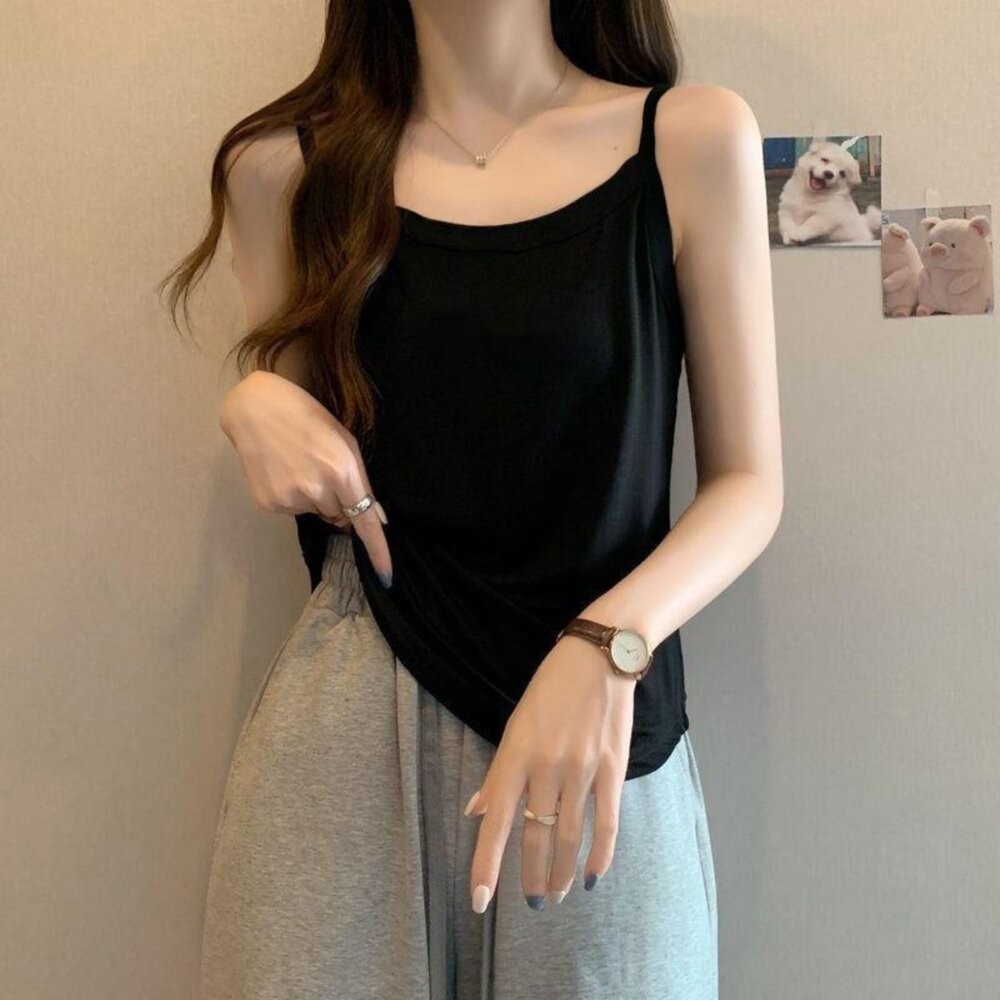 【台灣發貨】韓版舒適休閒吊帶背心 小可愛 背心 衣服 女裝 上衣【V449】-細節圖8