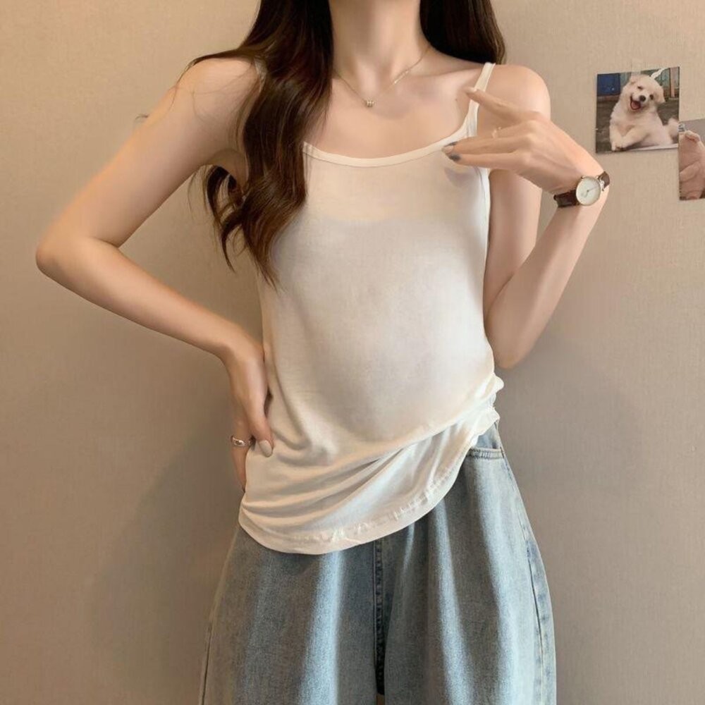 【台灣發貨】韓版舒適休閒吊帶背心 小可愛 背心 衣服 女裝 上衣【V449】-細節圖9