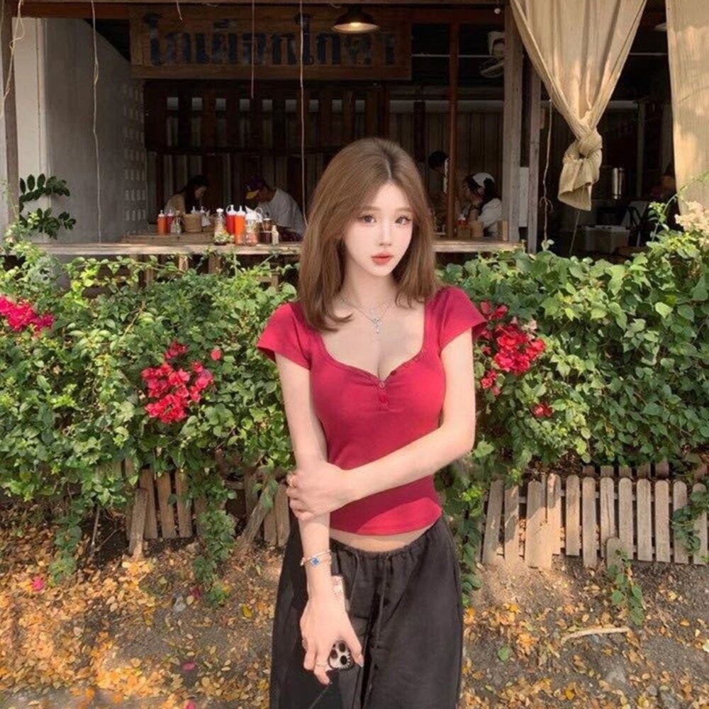 【台灣發貨】韓版修身顯瘦V領短袖上衣 小可愛 背心 衣服 女裝 上衣【T625】-細節圖2