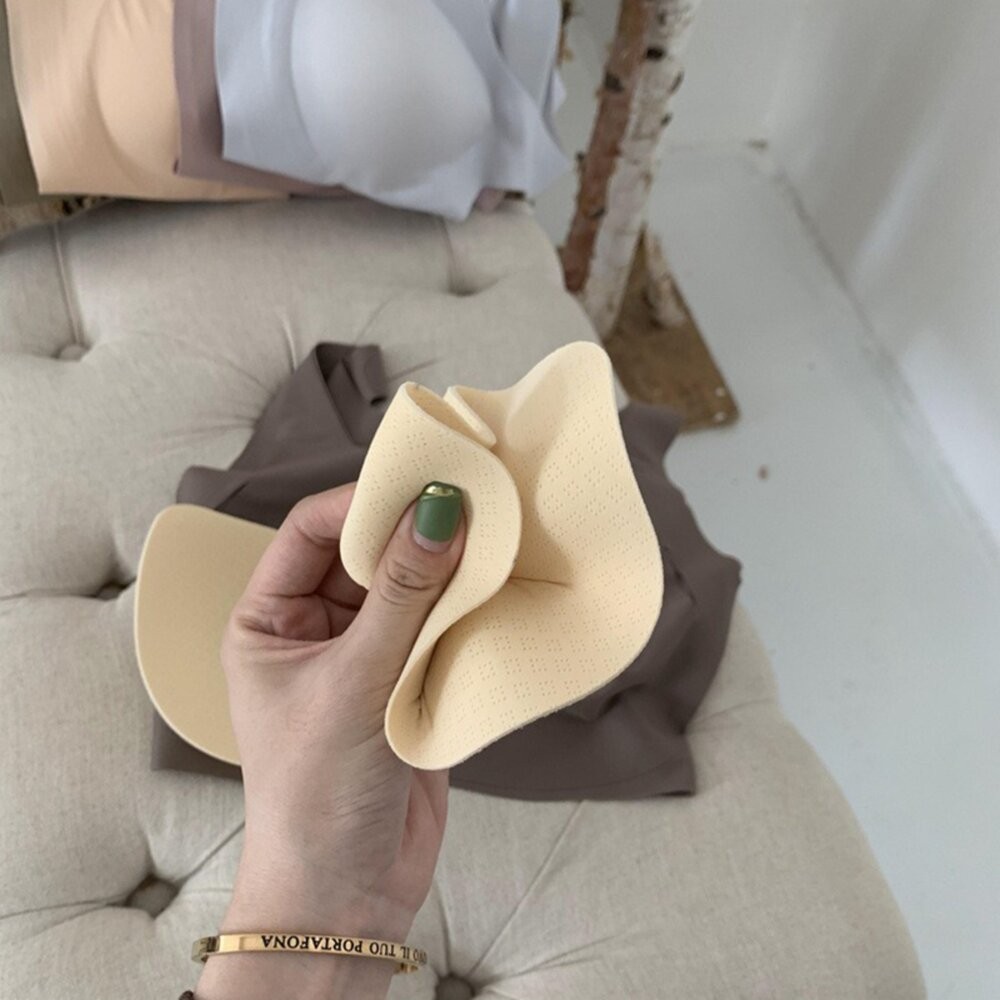 【台灣發貨】韓版聚攏無鋼圈美背無痕內衣 小可愛 背心 衣服 女裝 上衣【V466】-細節圖5