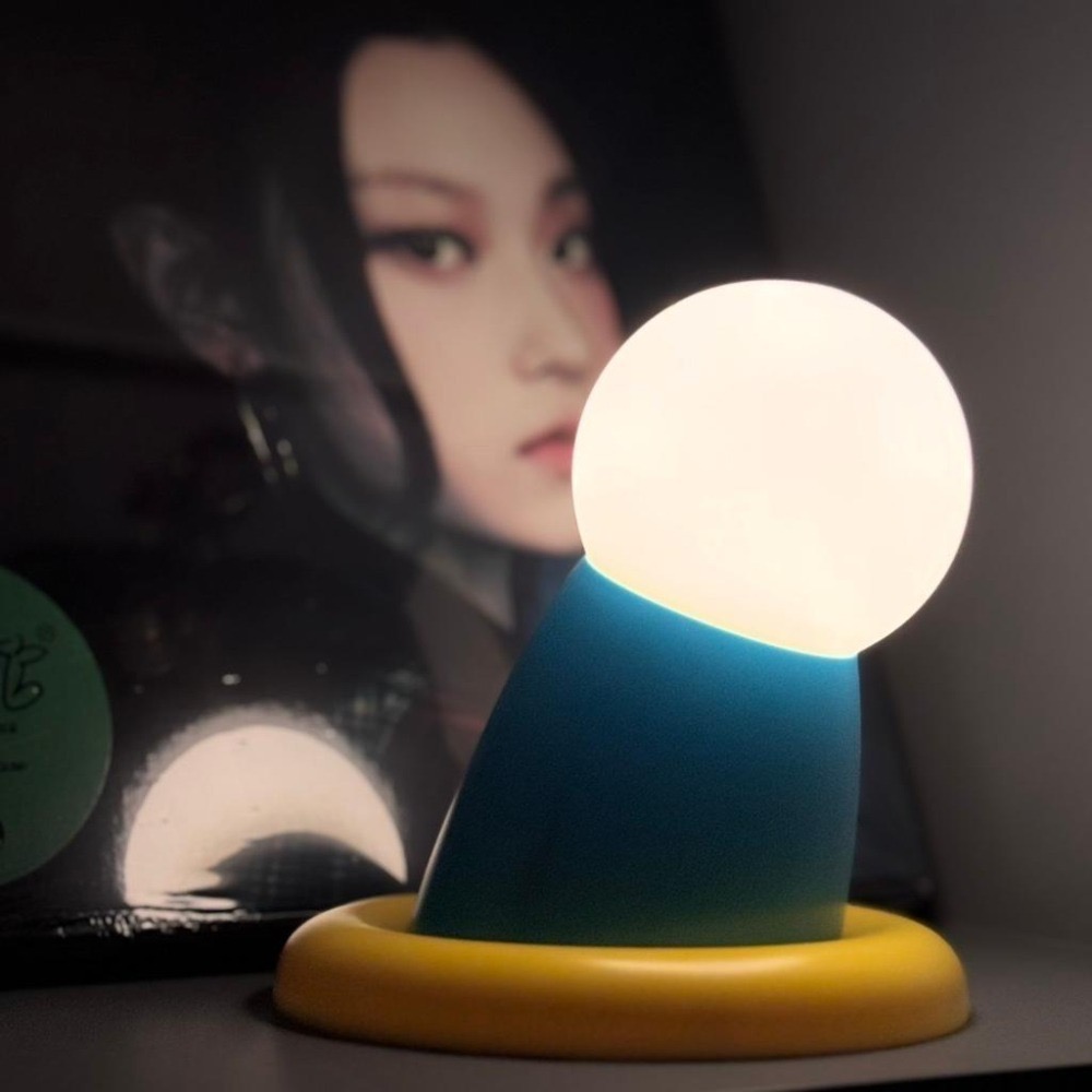 【lilymoon】【🌞現貨速出！】多拉A夢伸出圓手小夜燈 拍打感應 節日送禮 情人節 聖誕 露營 好玩 交換禮物-細節圖2