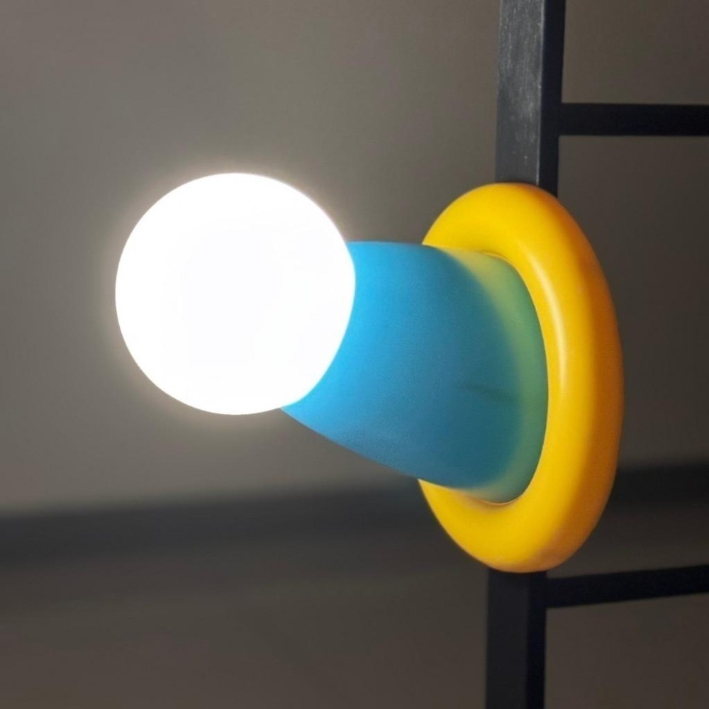 【lilymoon】【🌞現貨速出！】多拉A夢伸出圓手小夜燈 拍打感應 節日送禮 情人節 聖誕 露營 好玩 交換禮物-細節圖3