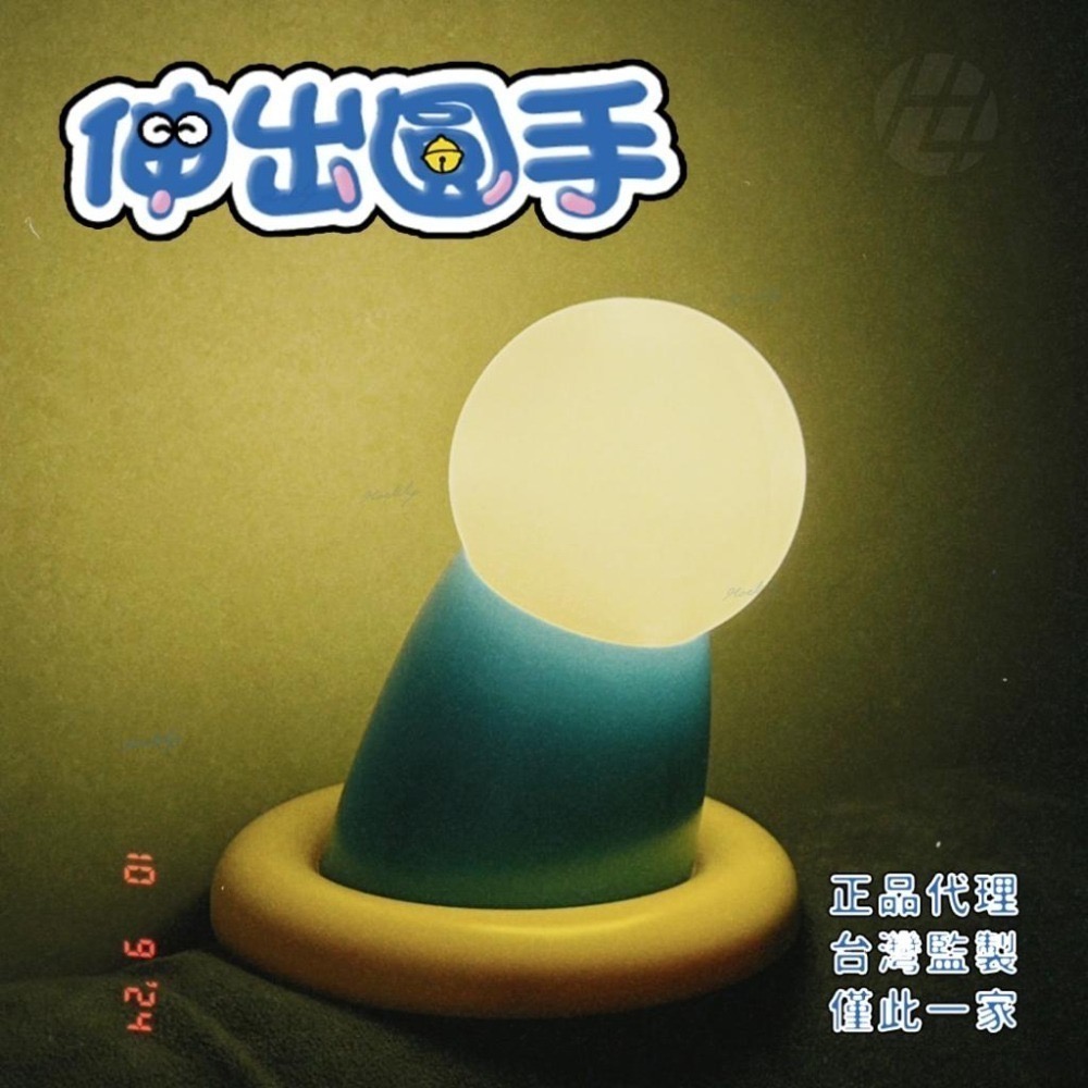 【lilymoon】【🌞現貨速出！】多拉A夢伸出圓手小夜燈 拍打感應 節日送禮 情人節 聖誕 露營 好玩 交換禮物-細節圖9