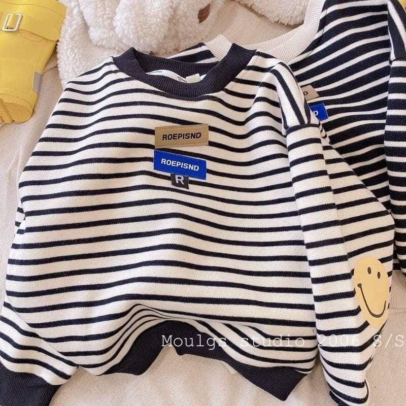 手邊現貨出清-微笑😊織條T(白色)-細節圖2