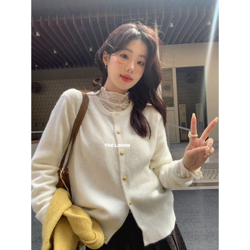 ⭕下單前請先聊聊有無庫存⭕【THE LIMON】小金釦圓領百搭針織衫-細節圖11