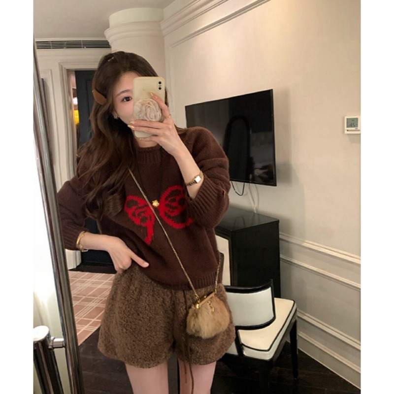 ⭕下單前請先聊聊有無庫存⭕【Y.JIA】高腰百搭毛絨休閒短褲-細節圖4