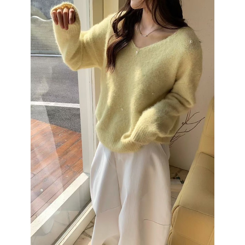 ⭕下單前請先聊聊有無庫存⭕韓系V領桃心❤️釘珠針織上衣-細節圖7