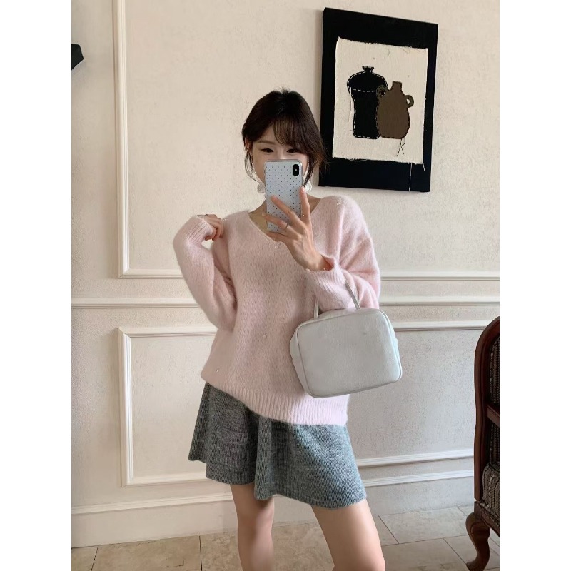 ⭕下單前請先聊聊有無庫存⭕韓系V領桃心❤️釘珠針織上衣-細節圖11