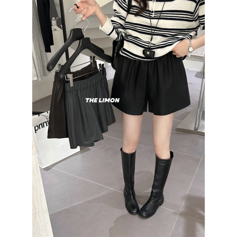 ⭕下單前請先聊聊有無庫存⭕【THE LIMON】 時髦百搭顯瘦PU短皮褲-細節圖3