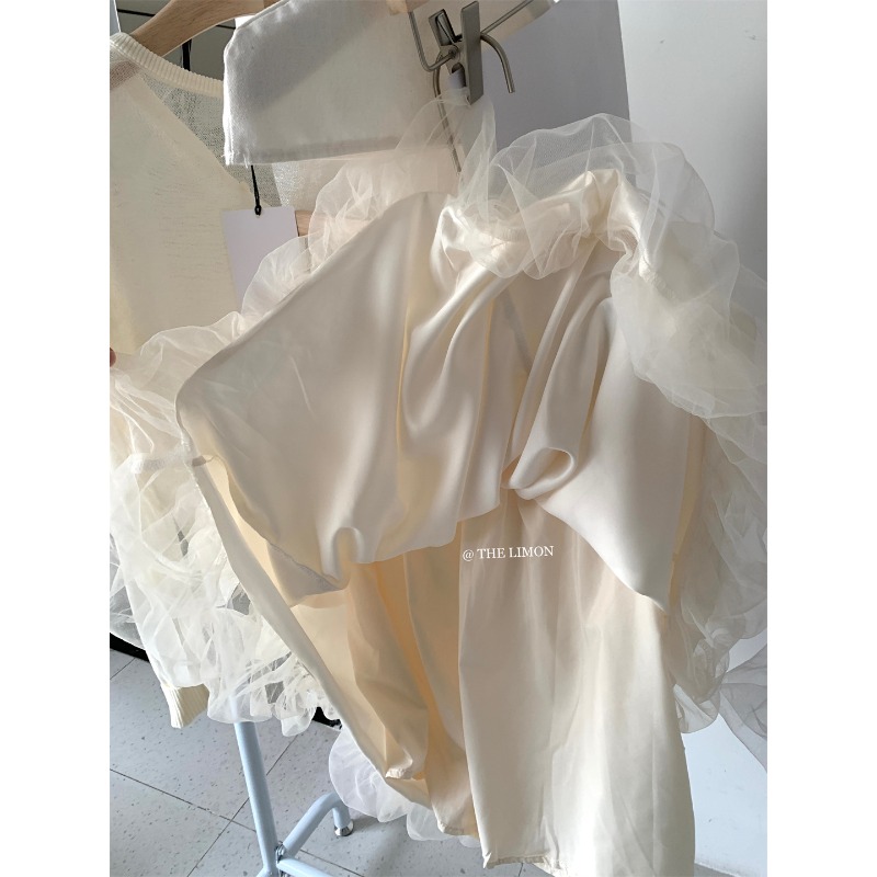 ⭕下單前請先聊聊有無庫存⭕ᴛʜᴇ ʟɪᴍᴏɴ博主款！氛圍感溫柔仙女系花苞紗短裙-細節圖9