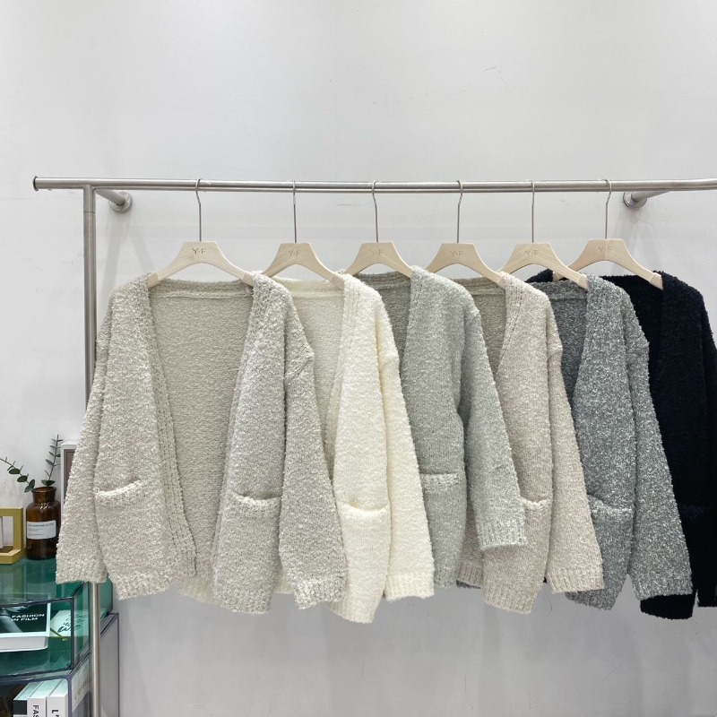 ⭕下單前請先聊聊有無庫存⭕慵懶風軟糯口袋針織外套-細節圖3