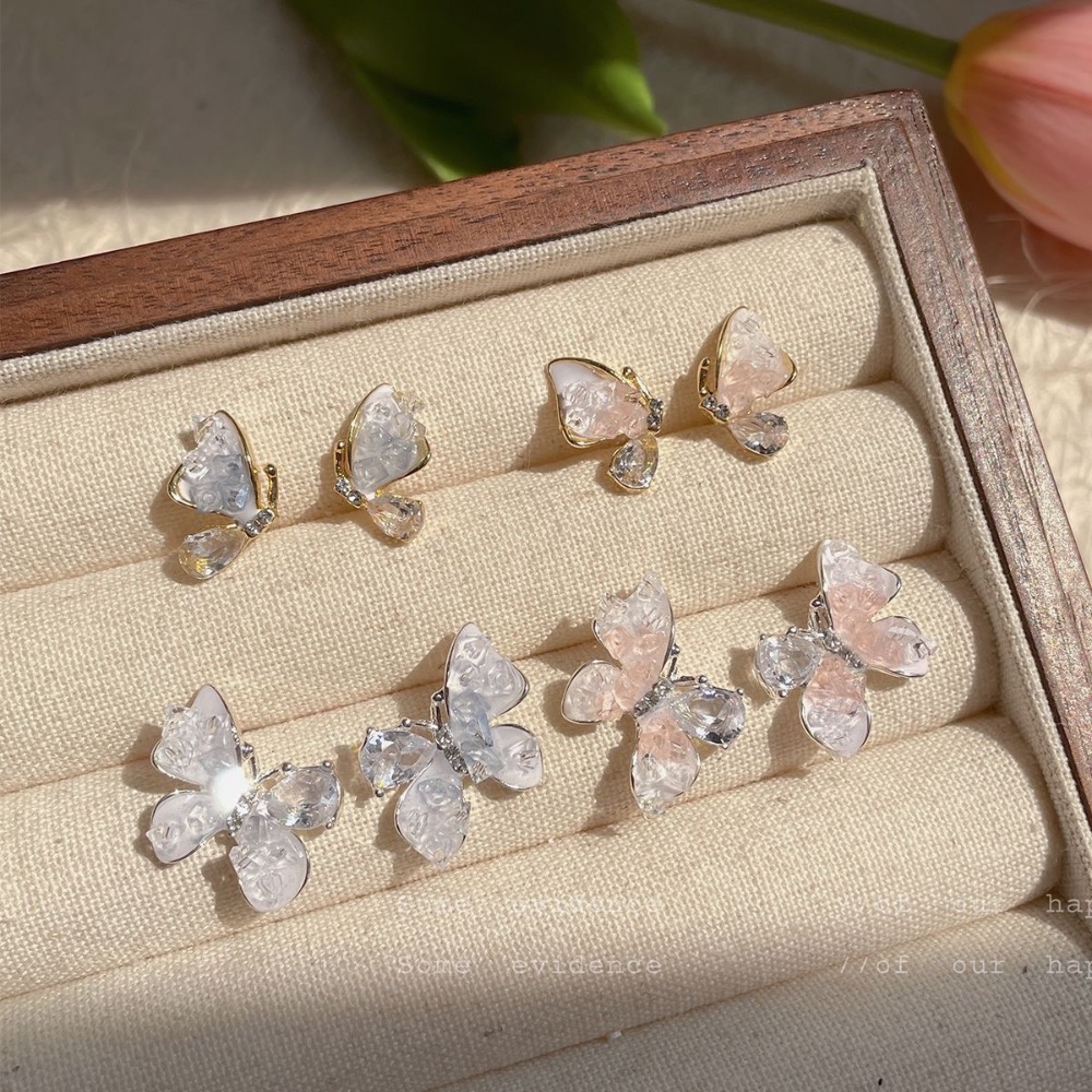夏季蜜桃色水晶蝴蝶耳環-細節圖2