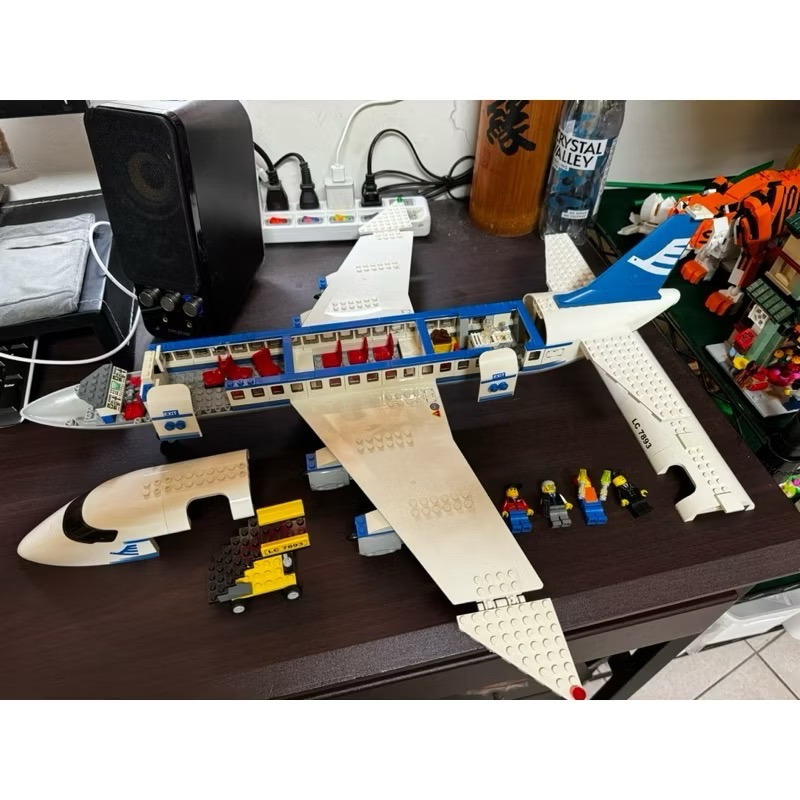 LEGO 7893 大型客機 二手無盒有書-細節圖2