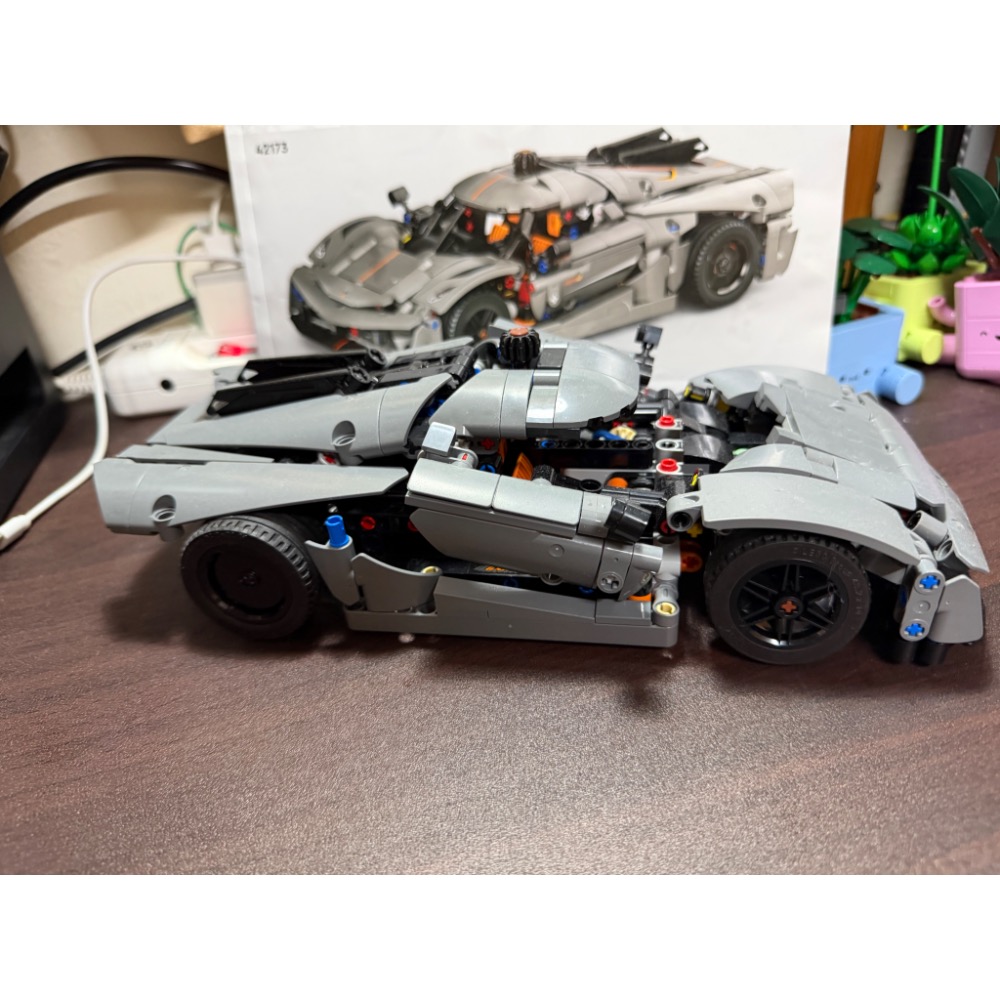 LEGO 42173 科尼賽克-細節圖2