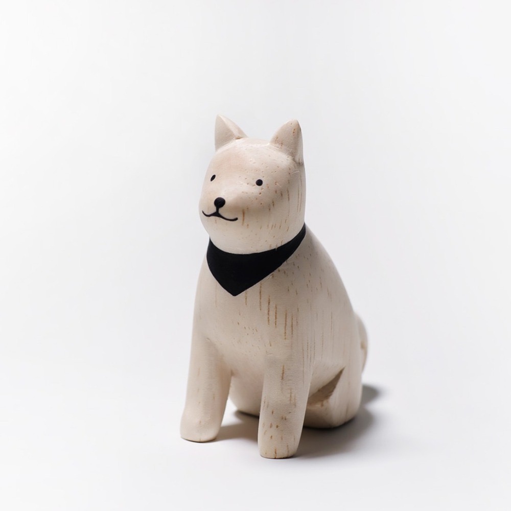 現貨新品 日本手工雕刻超可愛木頭小動物 秋田犬-細節圖2
