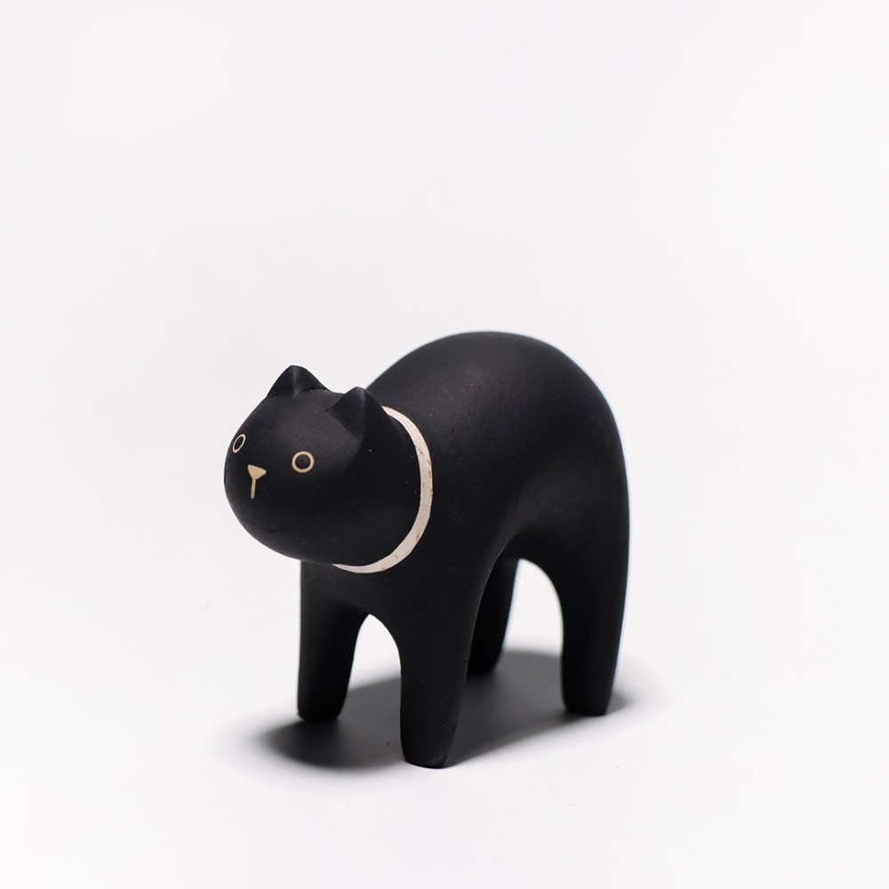 現貨新品 日本手工雕刻超可愛木頭小動物  黑貓-細節圖2