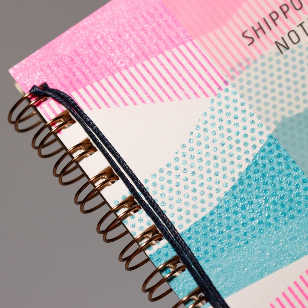 筆記本 日本製 水縞/環裝筆記本 粉紅與綠色蜿蜒的山脊-細節圖3