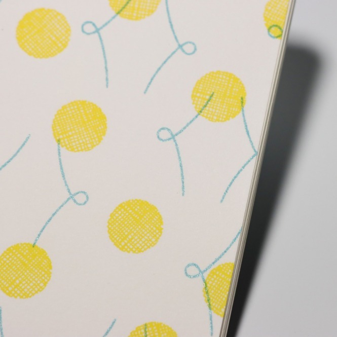 筆記本 日本製 水縞/環裝筆記本 黃色波爾卡圓點-細節圖2