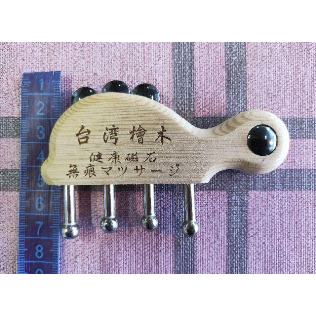 【天然工坊】🌈台灣製🌈小海豚按摩梳，健康磁石製作 無痕按摩梳-細節圖3