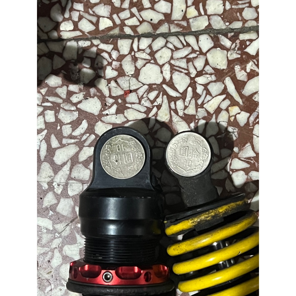 320避震器（退回商品）-細節圖3