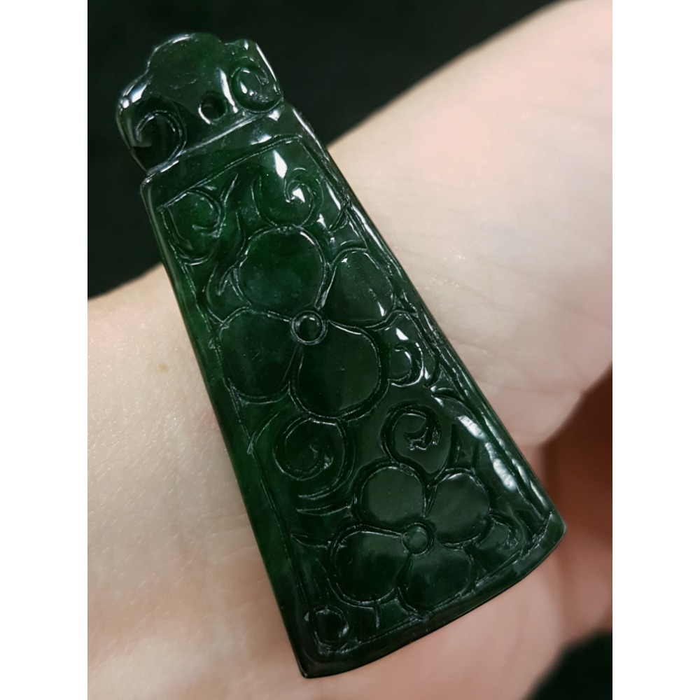 天然緬甸玉A貨翡翠 花青 仿古双面雕隨形吊飾 吊墜 掛墜-細節圖3