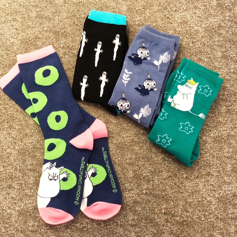 【MOOMIN】姆明冒險中筒襪 中筒襪 襪子 棉襪 小腿襪 穿搭 印花 成人襪子 兒童襪子-細節圖2