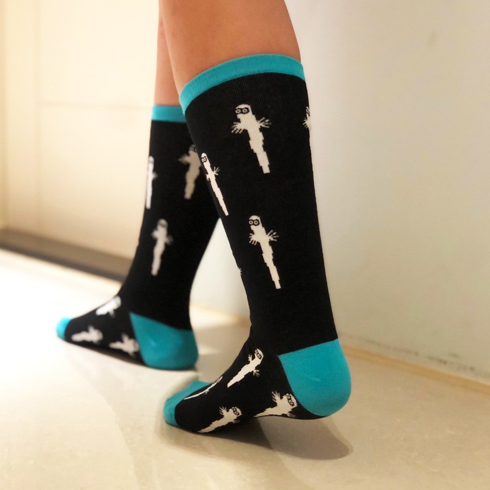 【MOOMIN】姆明冒險中筒襪 中筒襪 襪子 棉襪 小腿襪 穿搭 印花 成人襪子 兒童襪子-細節圖6