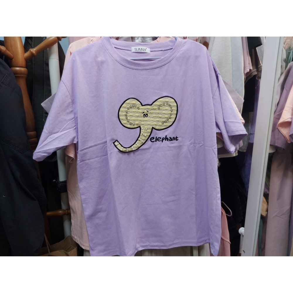 ★出清特價★可愛鑲鑽珍珠大象休閒短T-紫色/粉色(2色)-細節圖2