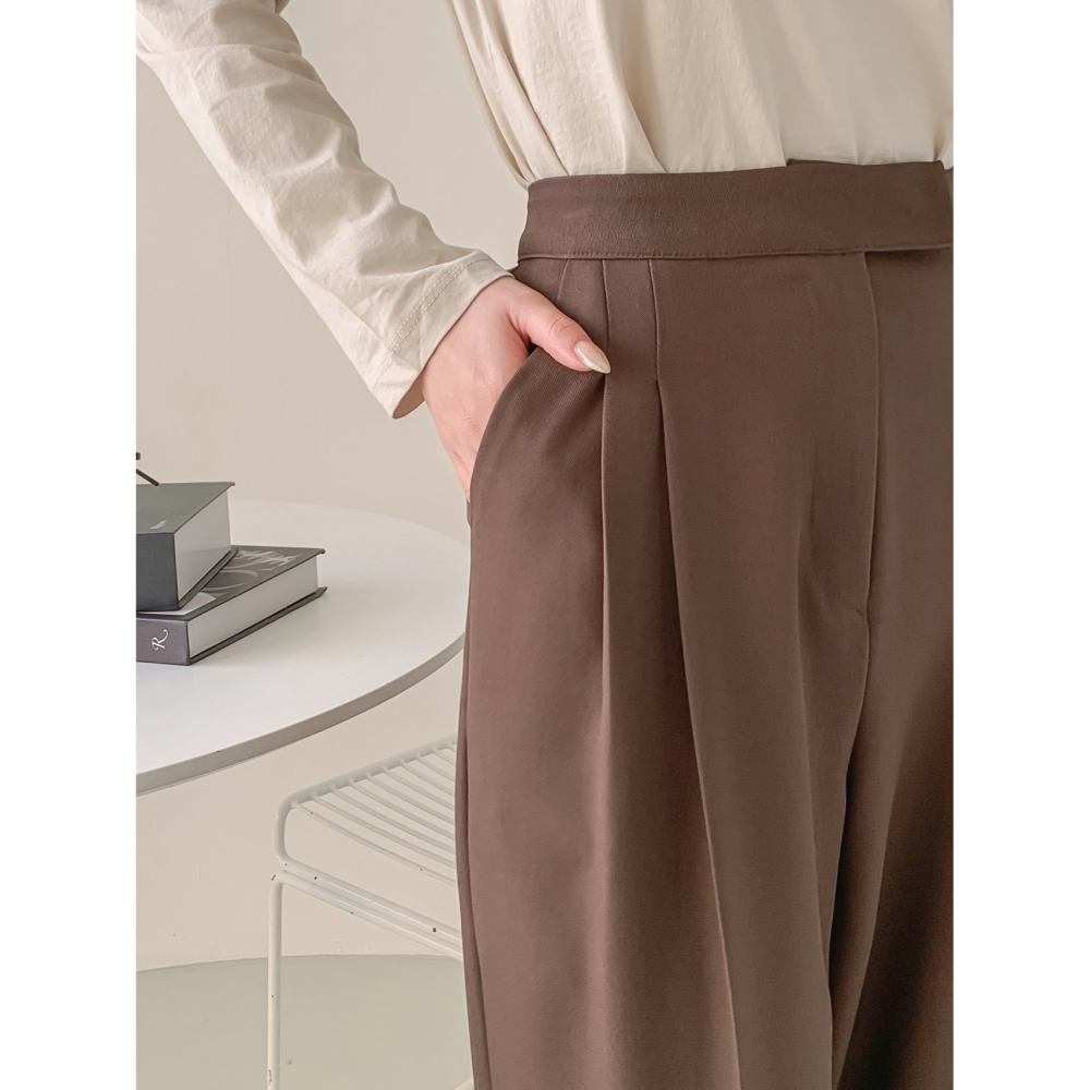 VENUSY｜ 韓國女裝｜寬針褶寬鬆西褲-細節圖8