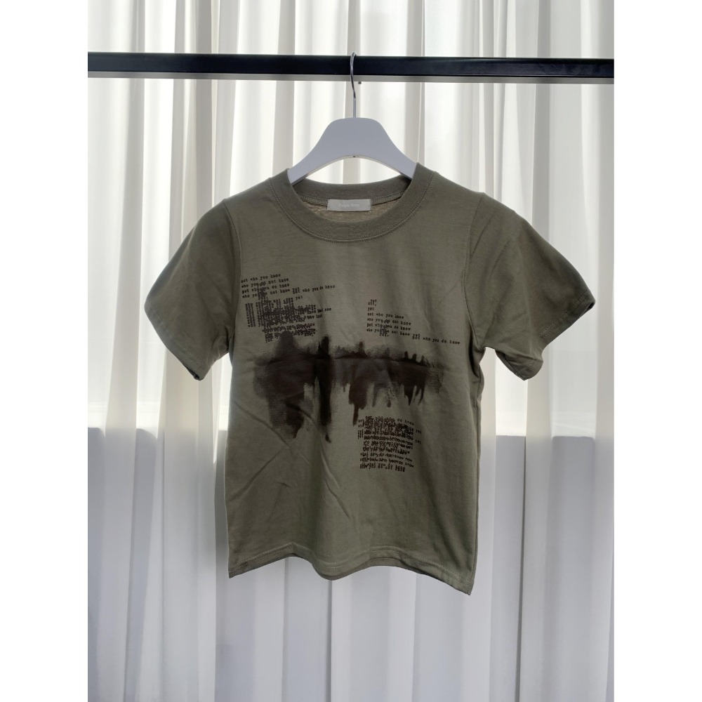 VENUSY｜ 韓國女裝｜街影短版T恤 韓國T恤-規格圖9