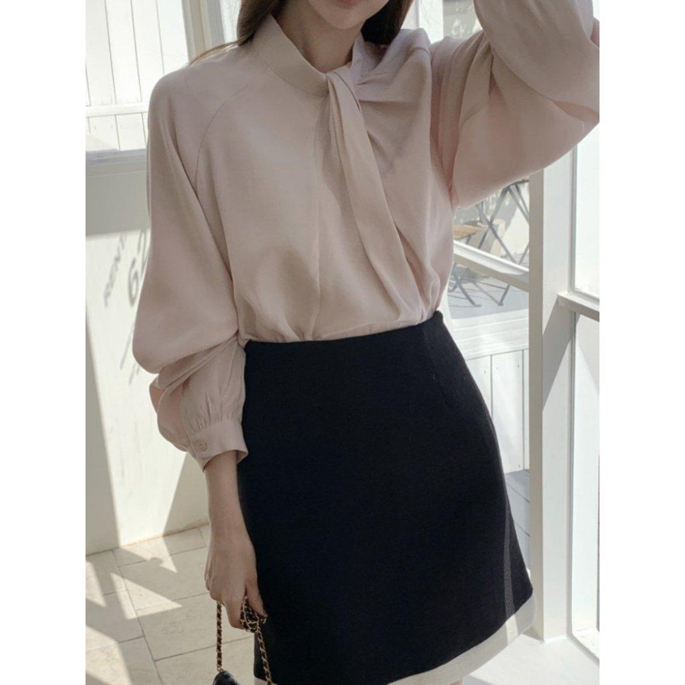 VENUSY｜ 高奢質感✔ 韓國女裝｜絲質光澤摺袖襯衫 韓國襯衫-細節圖3