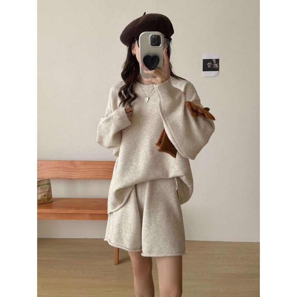 VENUSY｜ 韓國女裝｜羊毛針織短版套裝-細節圖3