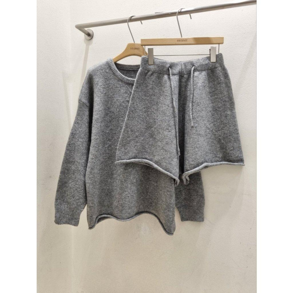 VENUSY｜ 韓國女裝｜羊毛針織短版套裝-細節圖6