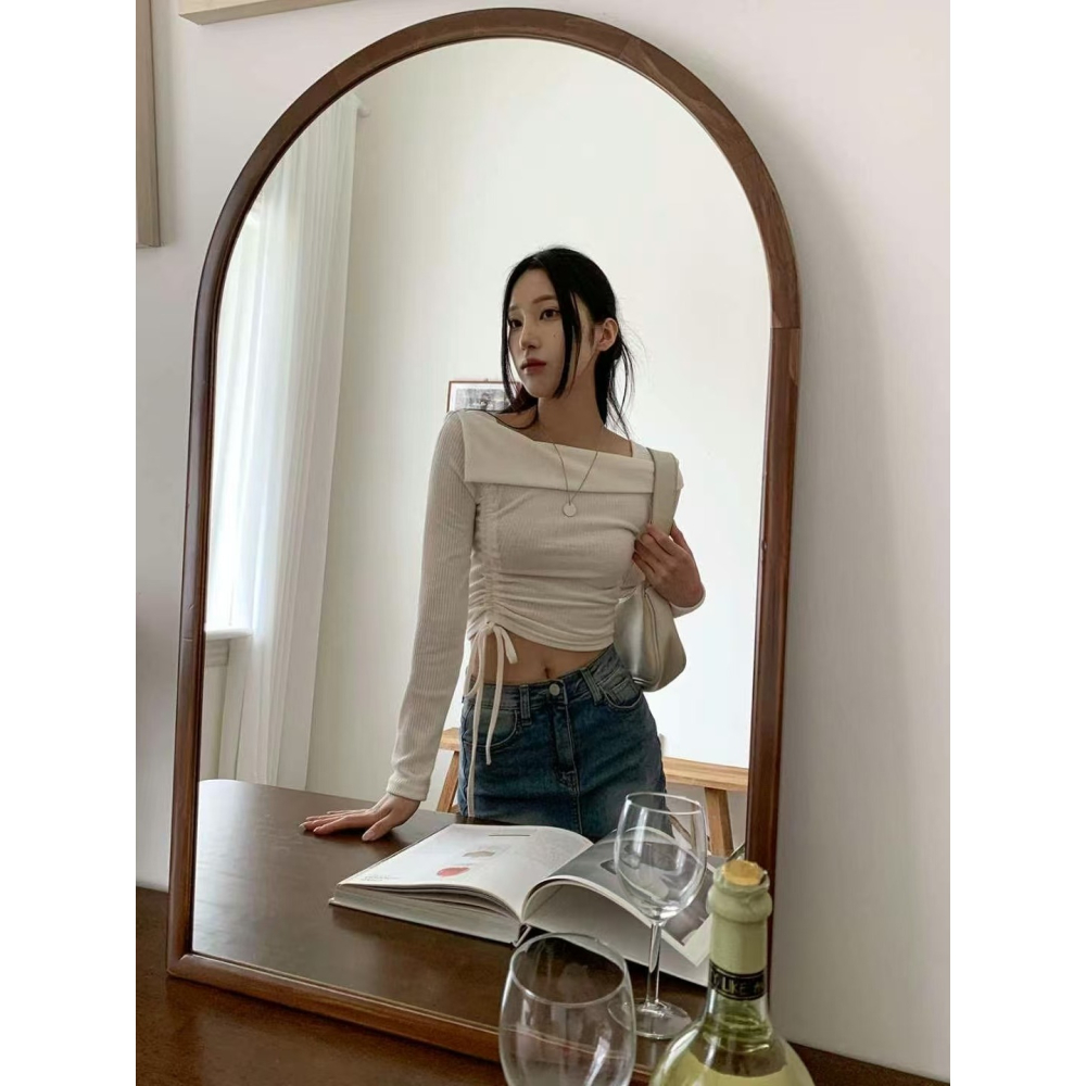 VENUSY｜ 韓國女裝｜抽繩修身船型領針織上衣-細節圖2